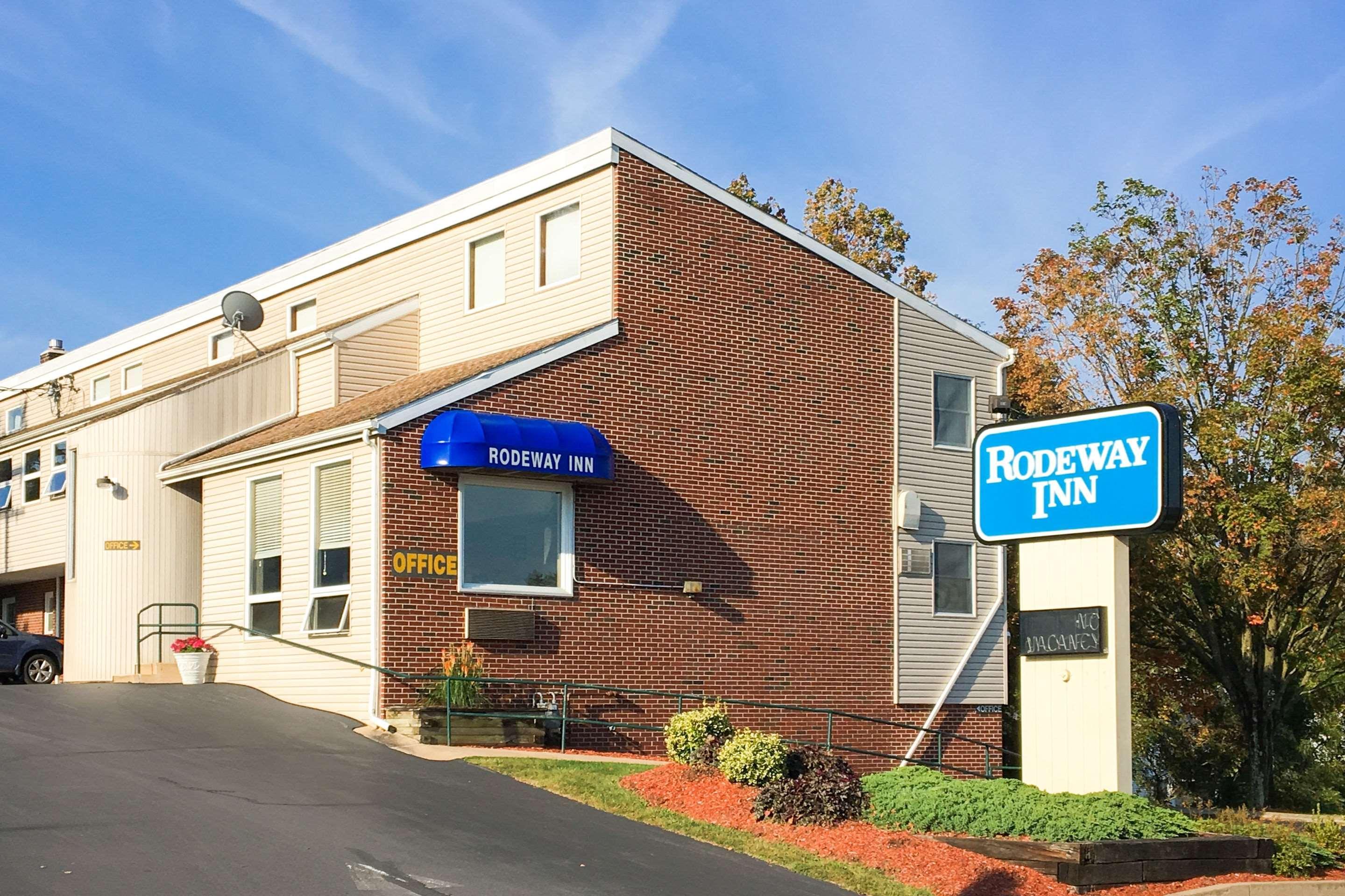 Rodeway Inn State College - Near University Exterior photo