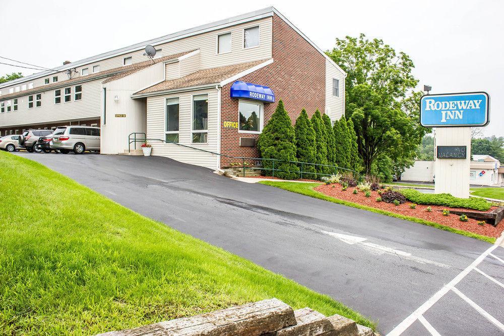 Rodeway Inn State College - Near University Exterior photo
