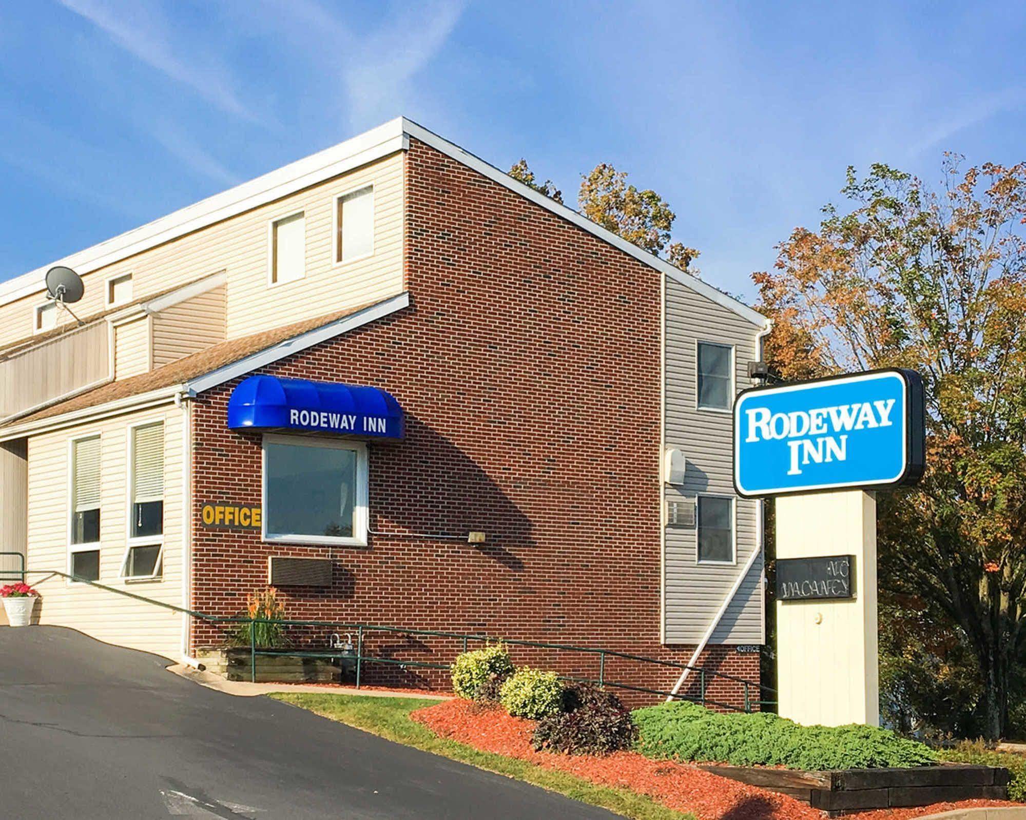 Rodeway Inn State College - Near University Exterior photo